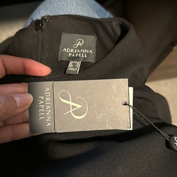 Adrianna Papell KNIT CREPE MIDI CAPE DRESS Dress classic size 4 - Picture 3 of 4